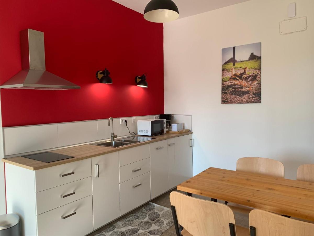 Öregtölgy Apartman Szár Kültér fotó